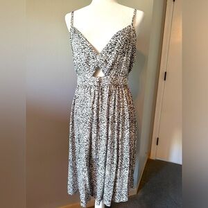Women’s dress,medium. New with tags